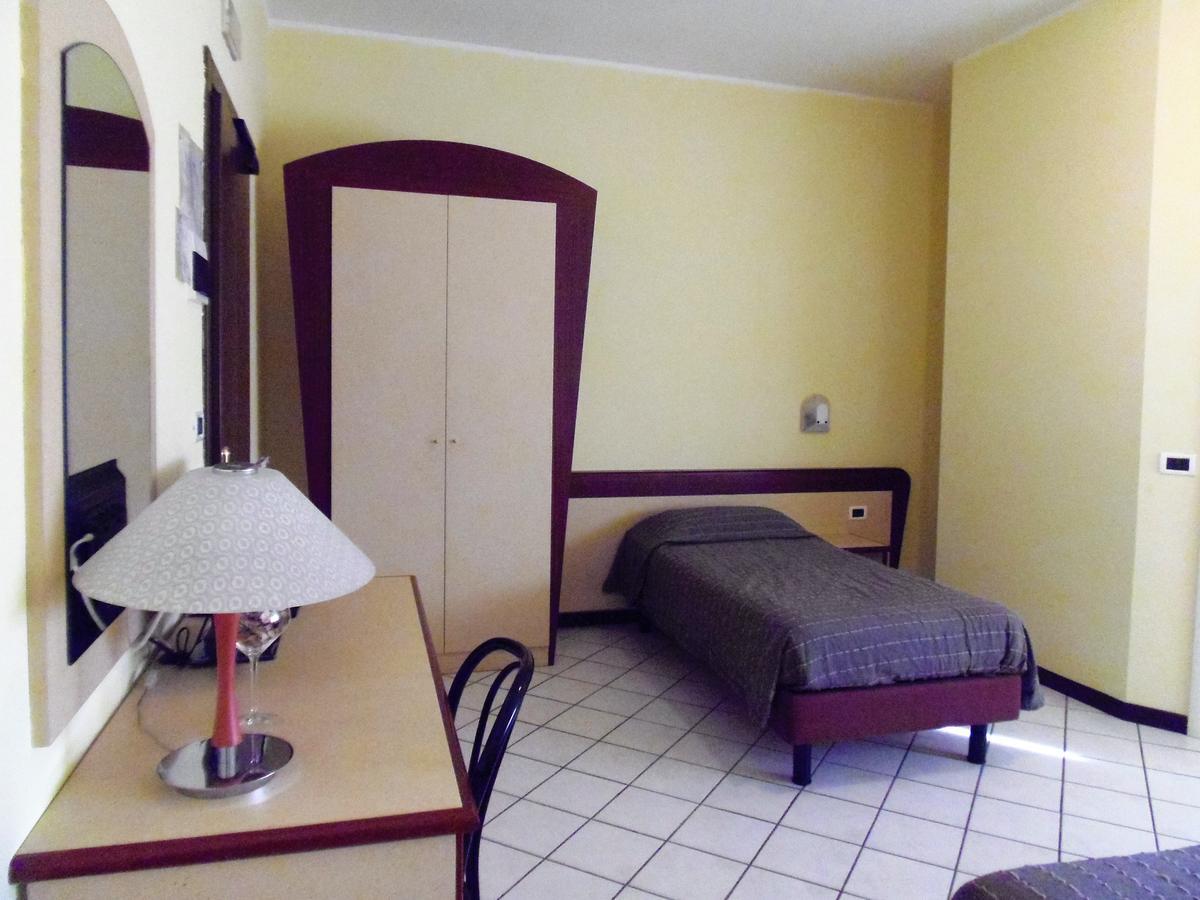 Albergo Sirena Bazzano Exterior foto